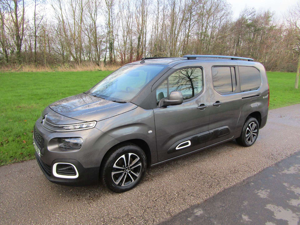 
								Citroen Berlingo full									