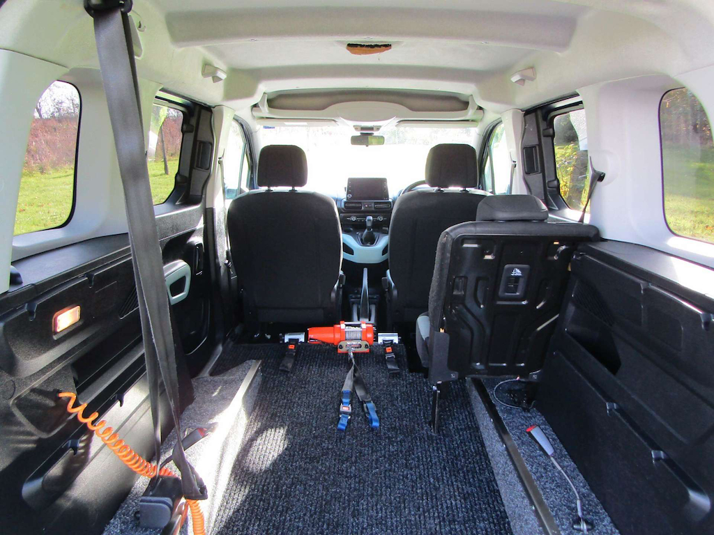 
								Citroen Berlingo full									