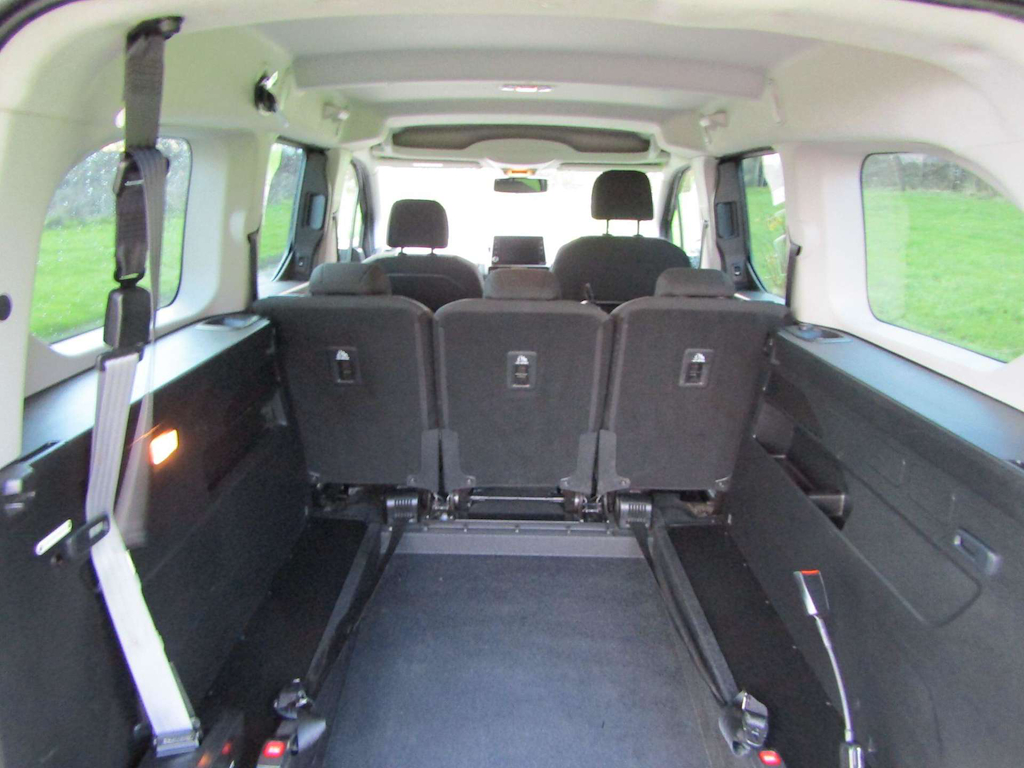 
								Citroen Berlingo full									