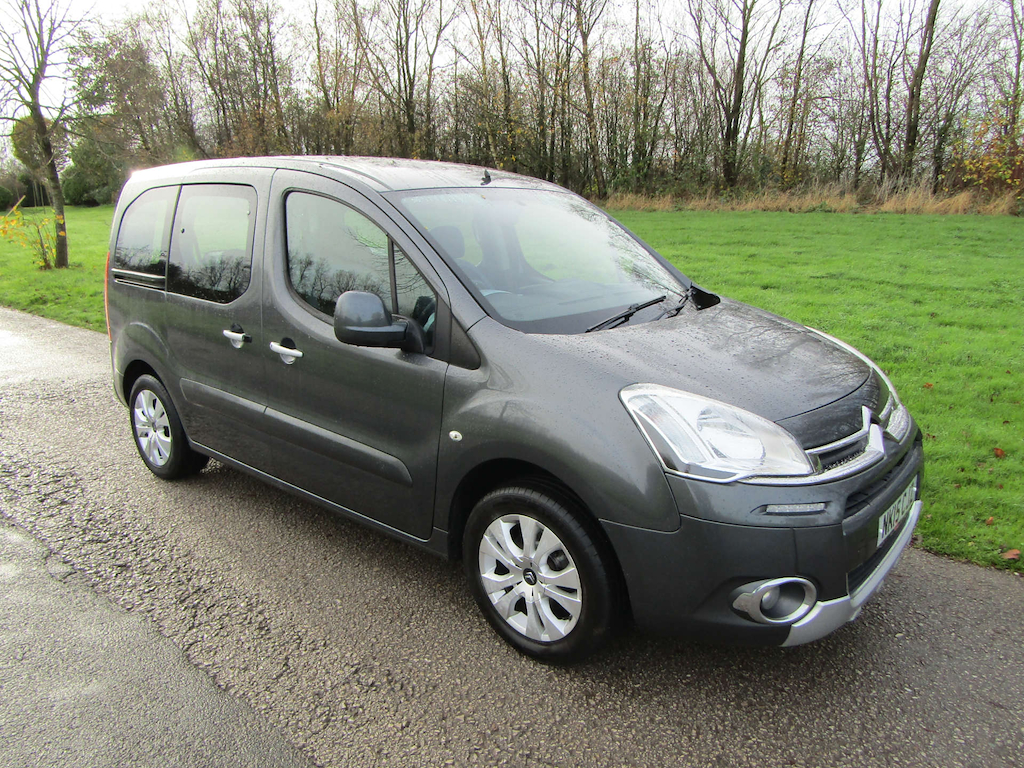 
								Citroen Berlingo full									