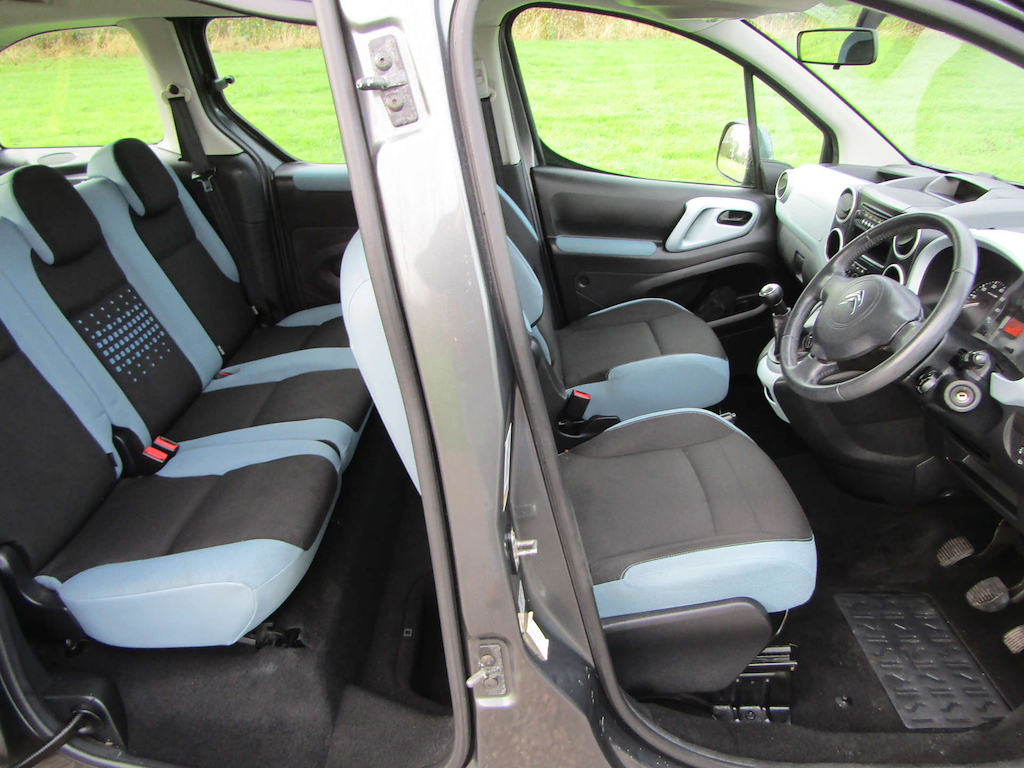 
								Citroen Berlingo full									