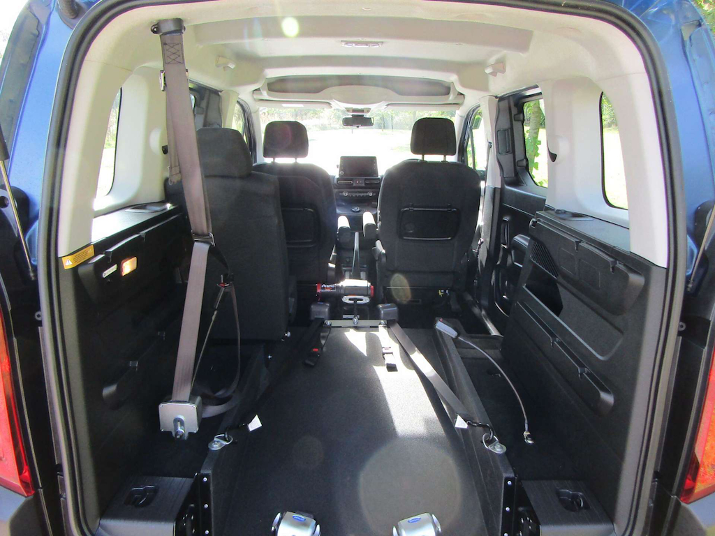 
								Citroen Berlingo full									