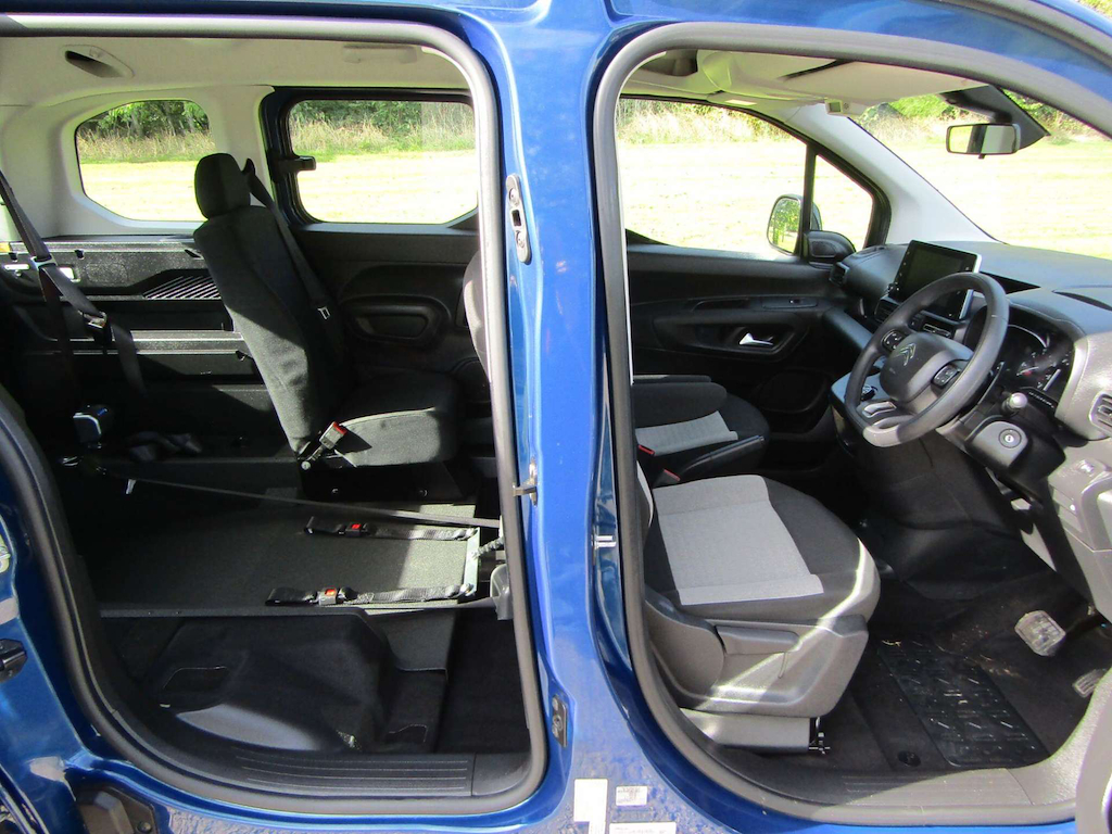 
								Citroen Berlingo full									