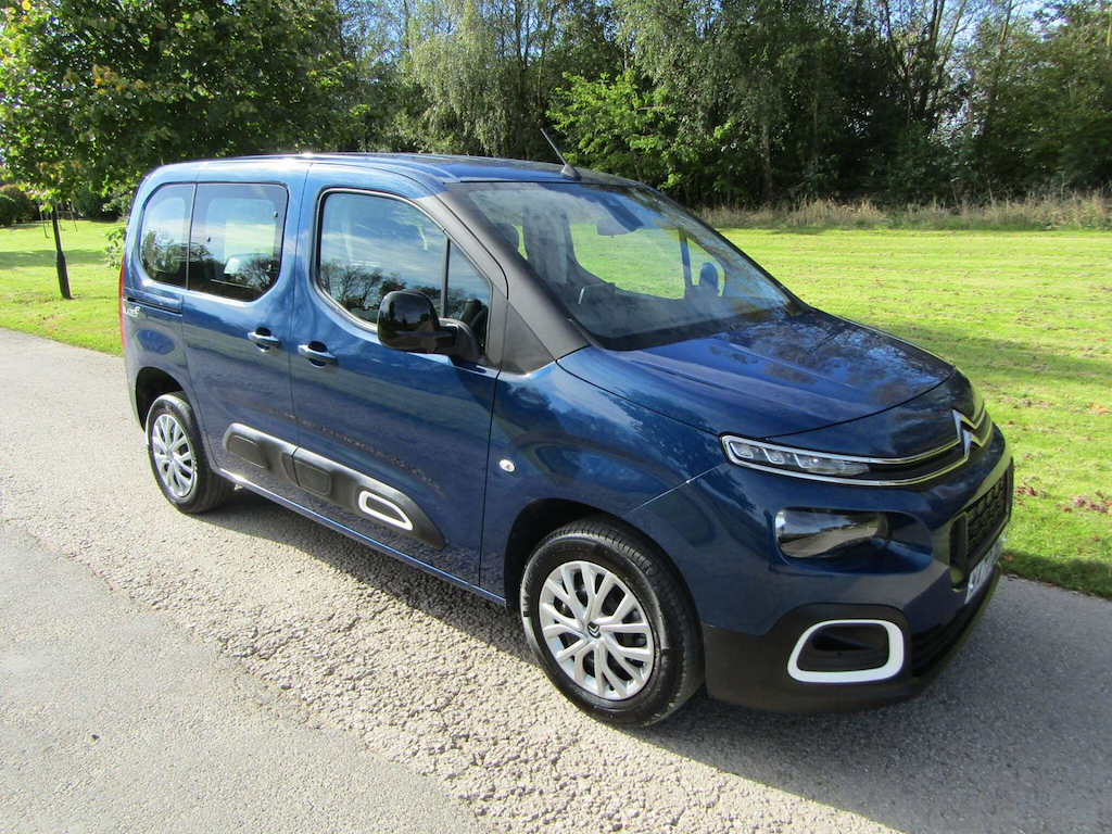 
								Citroen Berlingo full									