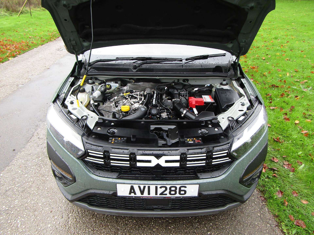
								Dacia Jogger full									