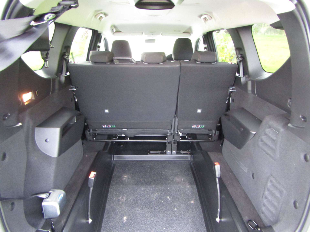 
								Dacia Jogger full									