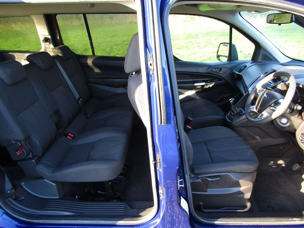 
								Ford Grand Tourneo Connect full									