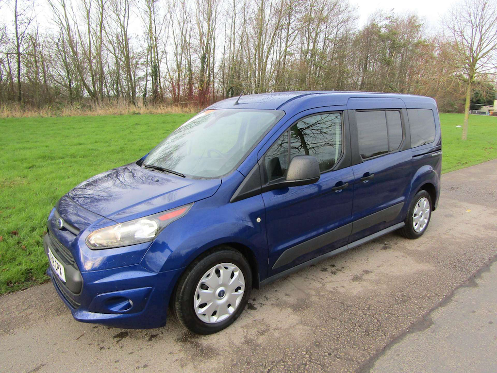 
								Ford Grand Tourneo Connect full									