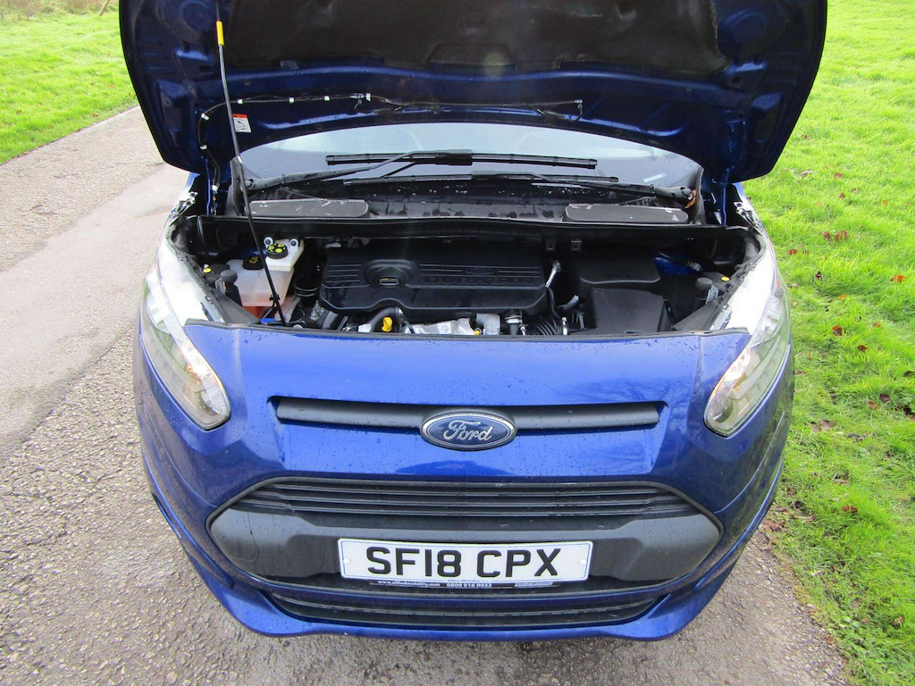 
								Ford Grand Tourneo Connect full									