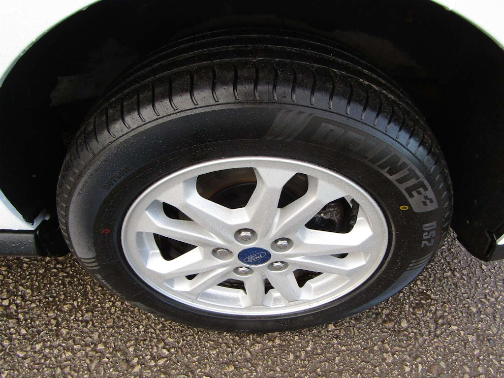 
								Ford Grand Tourneo Connect full									