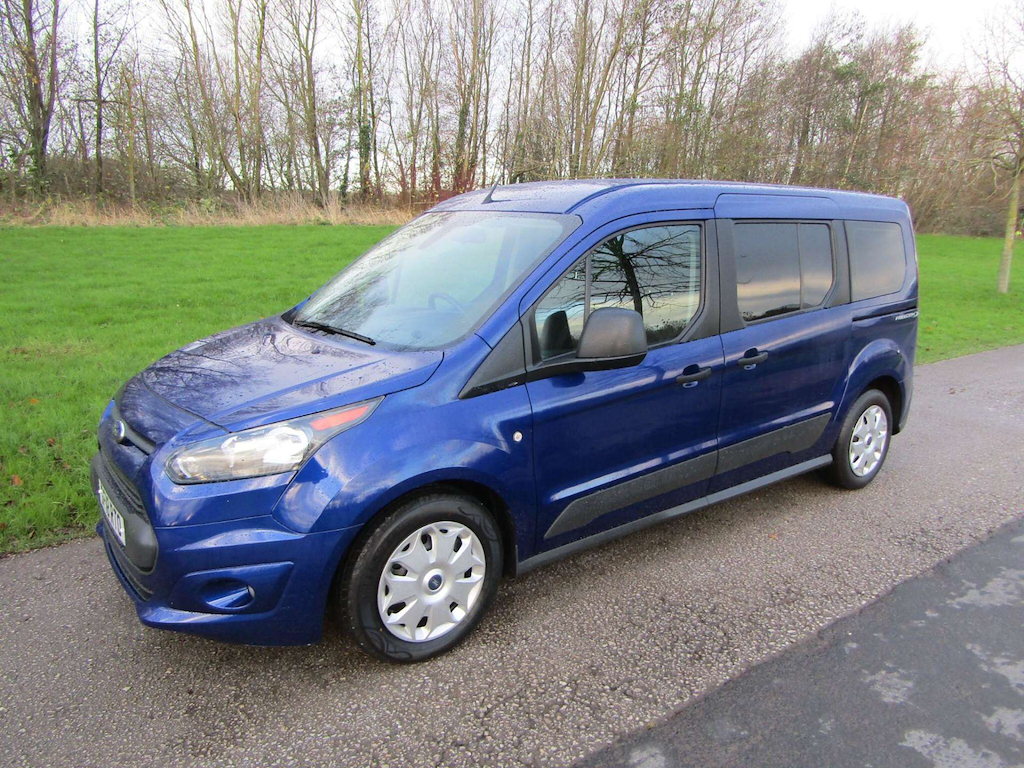 
								Ford Grand Tourneo Connect full									