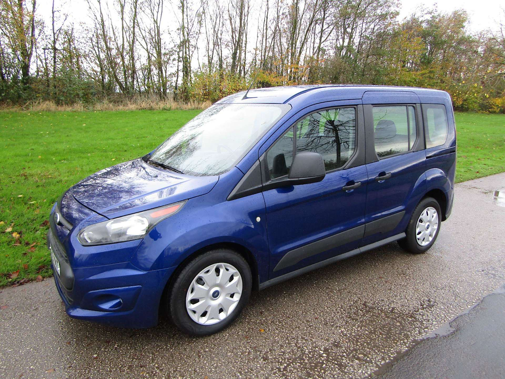 
								Ford Tourneo Connect full									