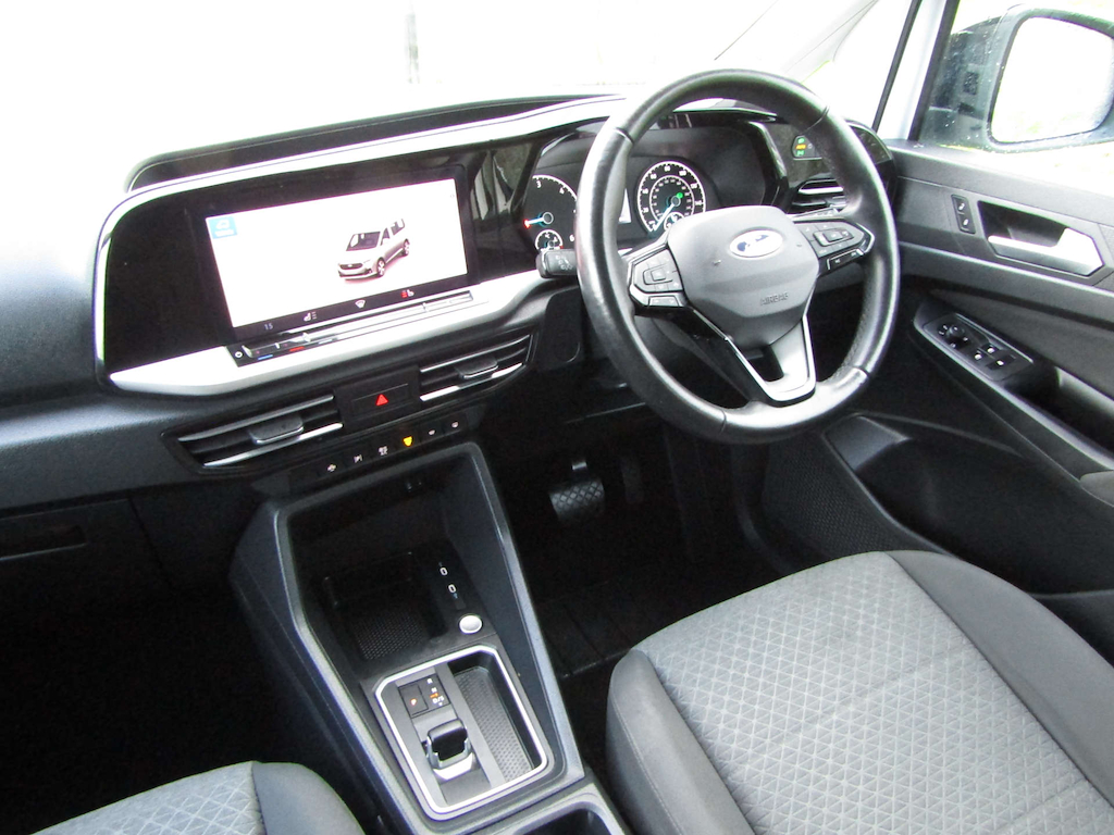 
								Ford Grand Tourneo Connect full									