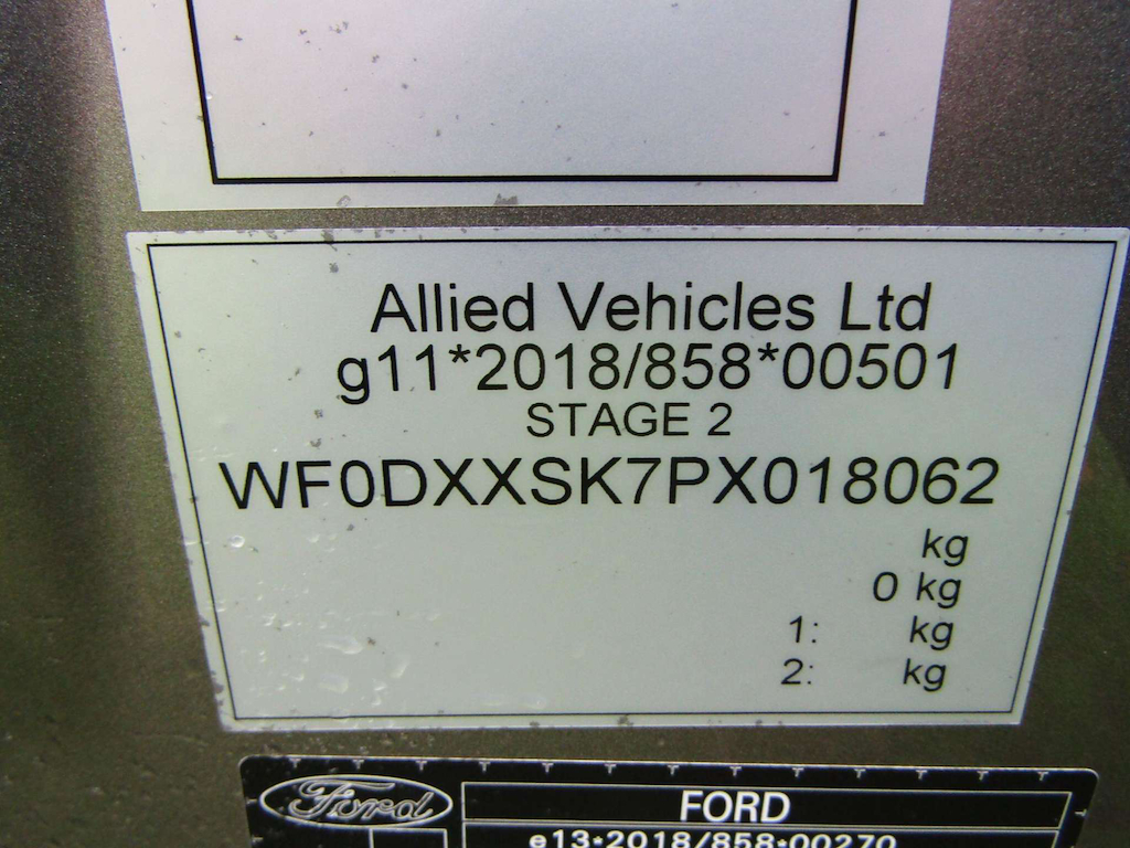 
								Ford Tourneo Connect full									