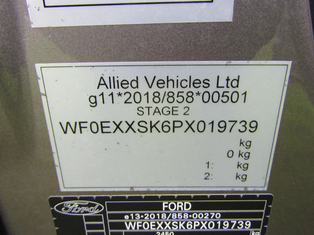 
								Ford Tourneo Connect full									