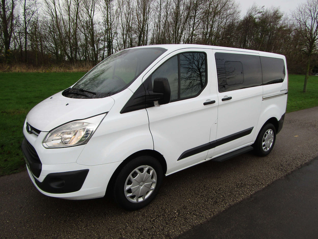 
								Ford Tourneo Custom full									