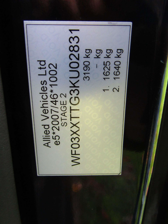 
								Ford Tourneo Custom full									