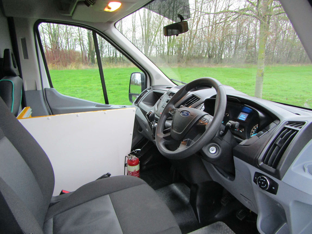 
								Ford Transit full									
