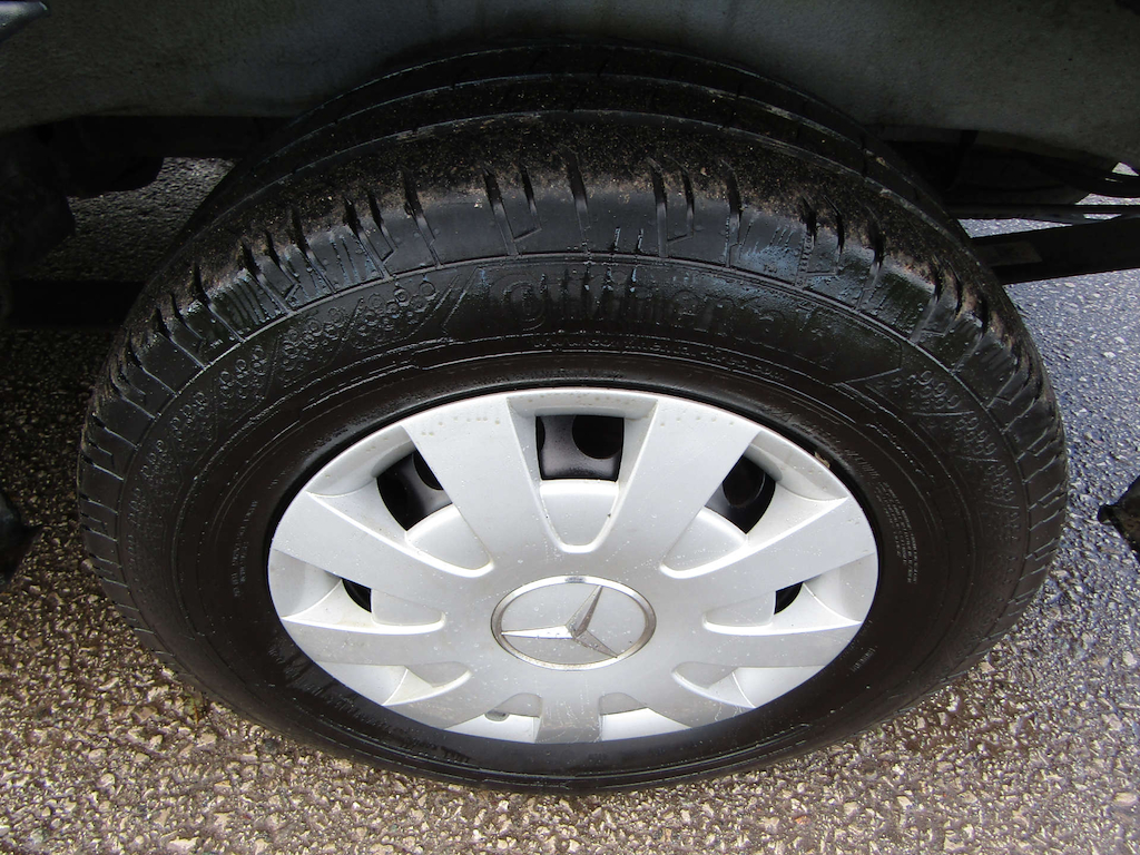 
								Mercedes Sprinter full									