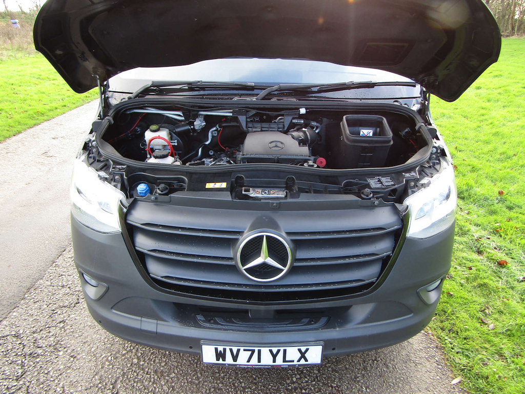 
								Mercedes Sprinter full									