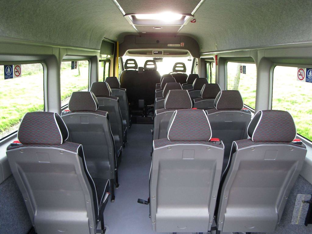 
								Peugeot Boxer full									