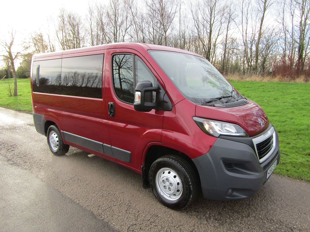 
								Peugeot Boxer full									