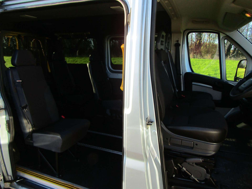 
								Peugeot Boxer full									