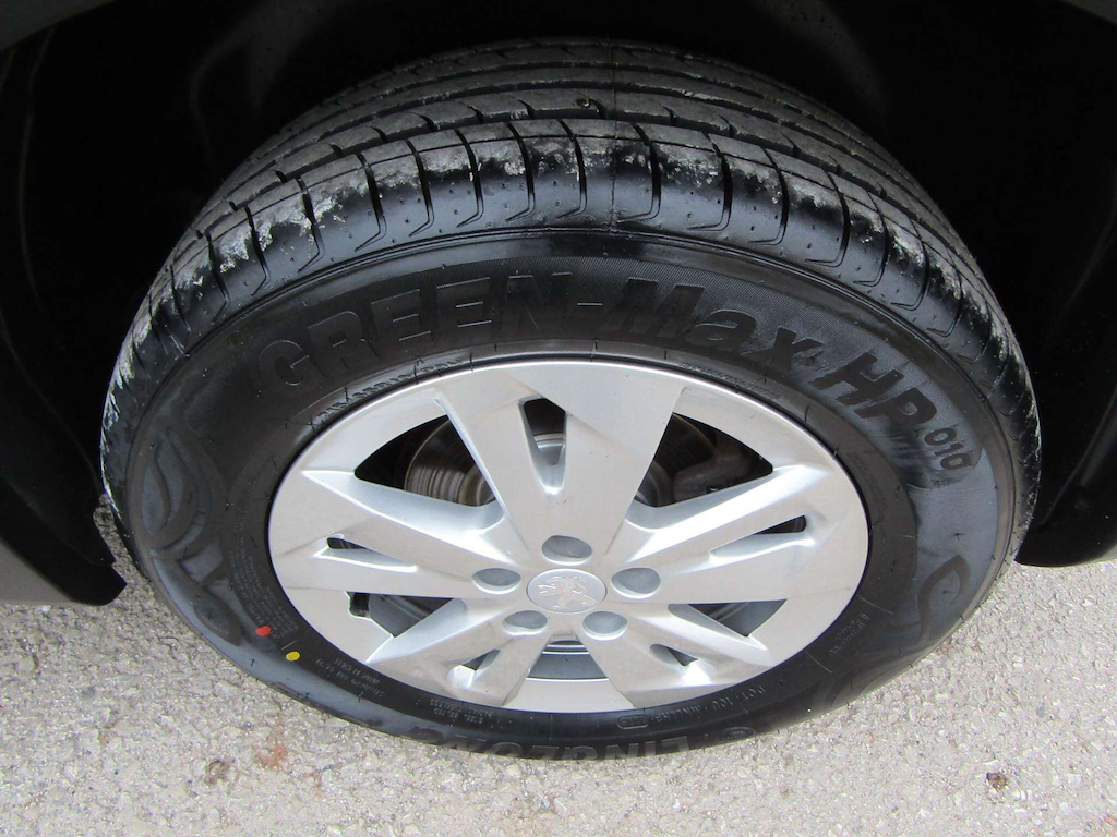 
								Peugeot Rifter full									
