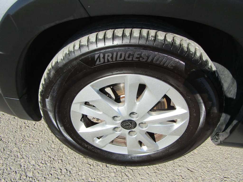 
								Peugeot Rifter full									