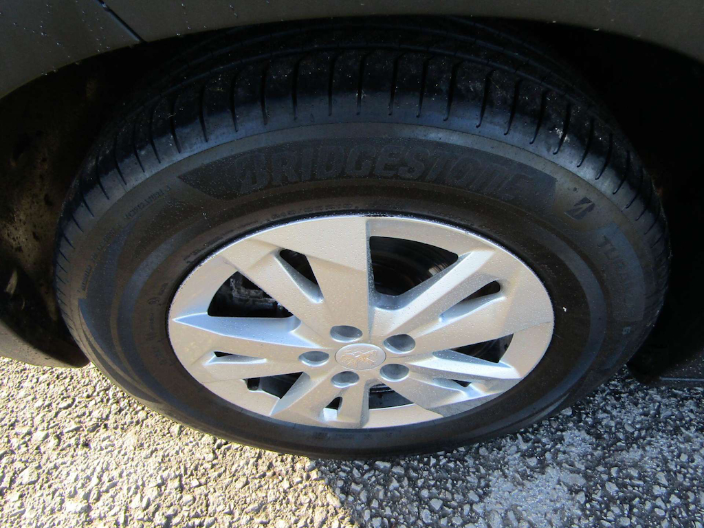 
								Peugeot Rifter full									