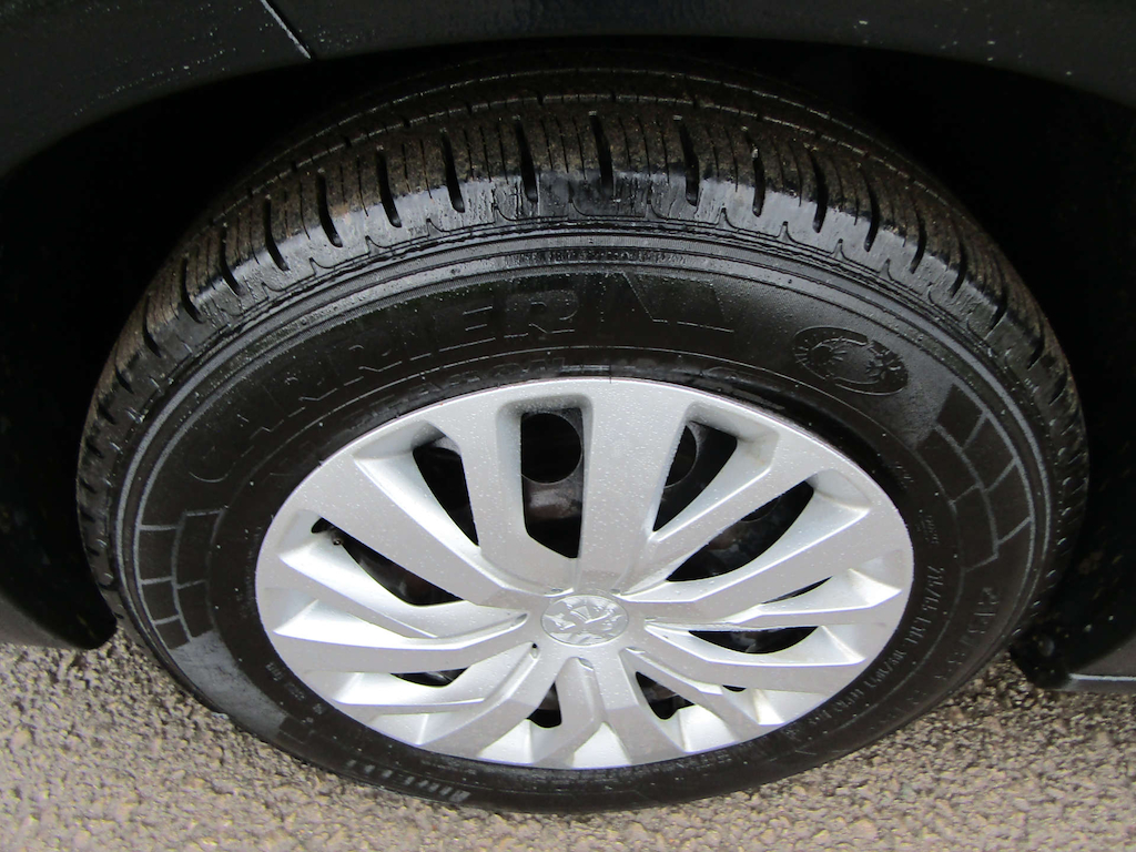 
								Peugeot Rifter full									
