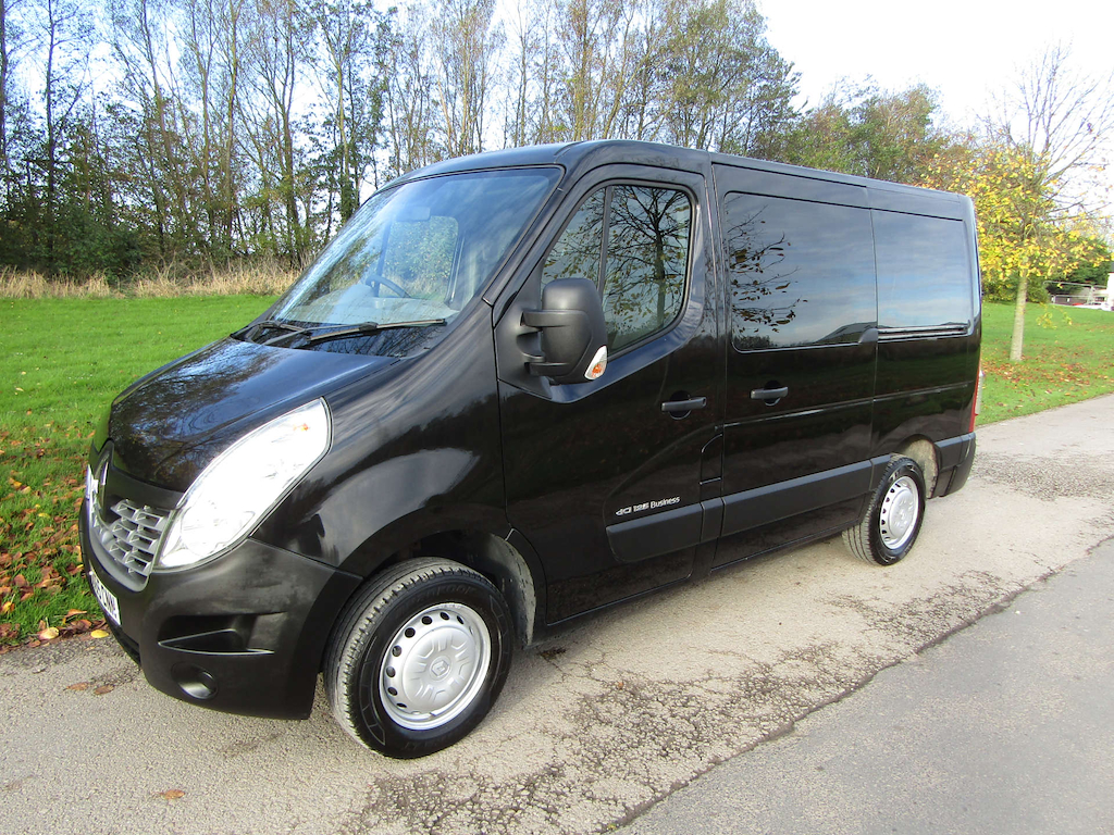 
								Renault Master full									