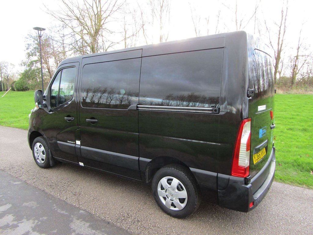 
								Renault Master full									