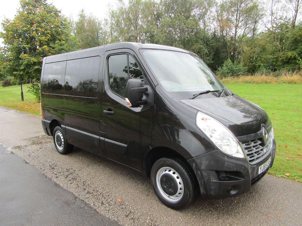 
								Renault Master full									