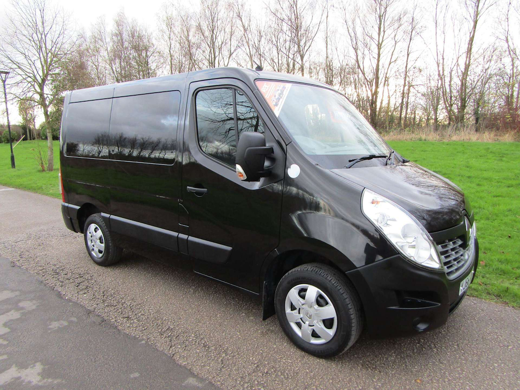 
								Renault Master full									