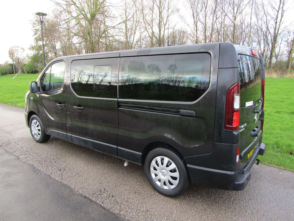 
								Renault Trafic full									