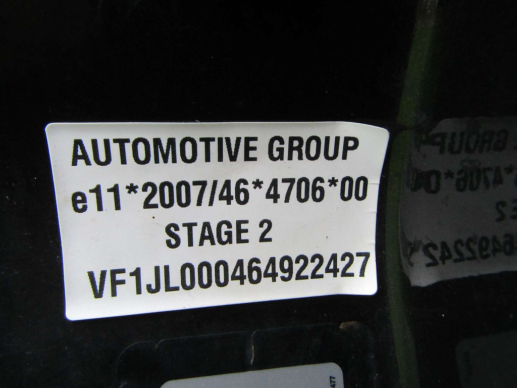
								Renault Trafic full									
