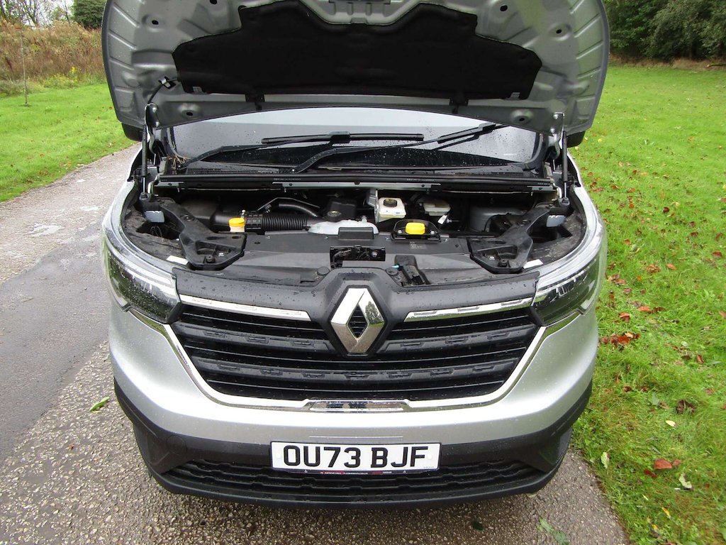 
								Renault Trafic full									