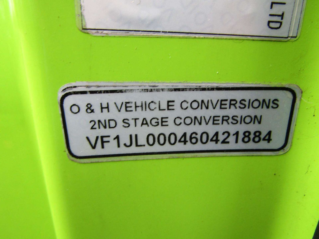
								Renault Trafic full									