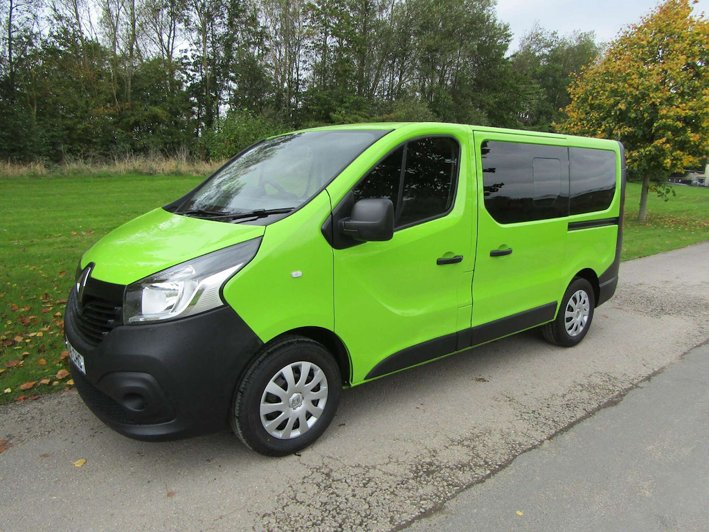 
								Renault Trafic full									
