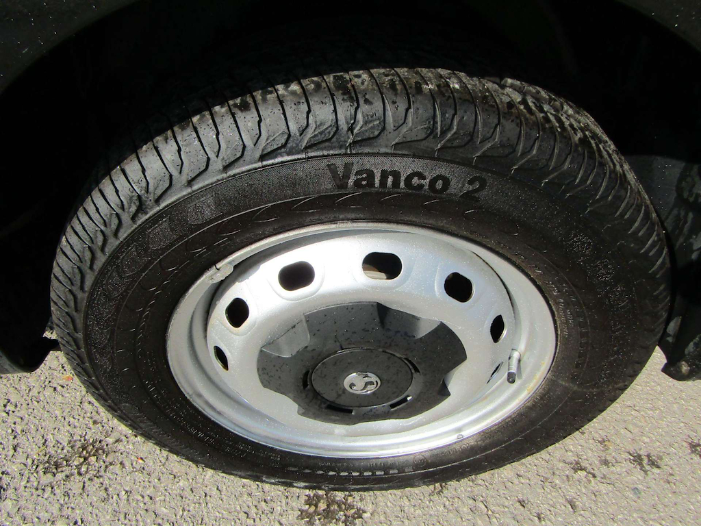 
								Vauxhall Vivaro full									