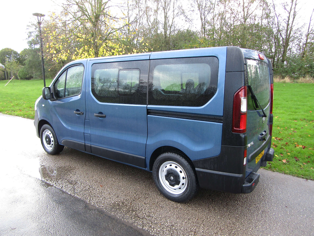 
								Vauxhall Vivaro full									