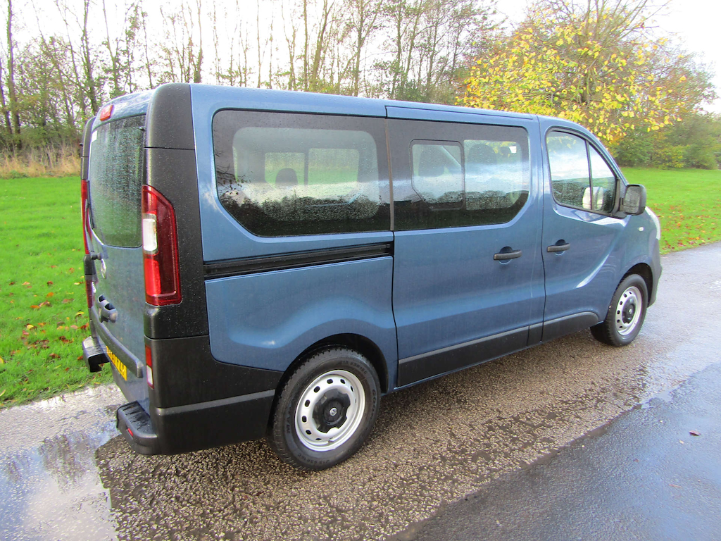 
								Vauxhall Vivaro full									