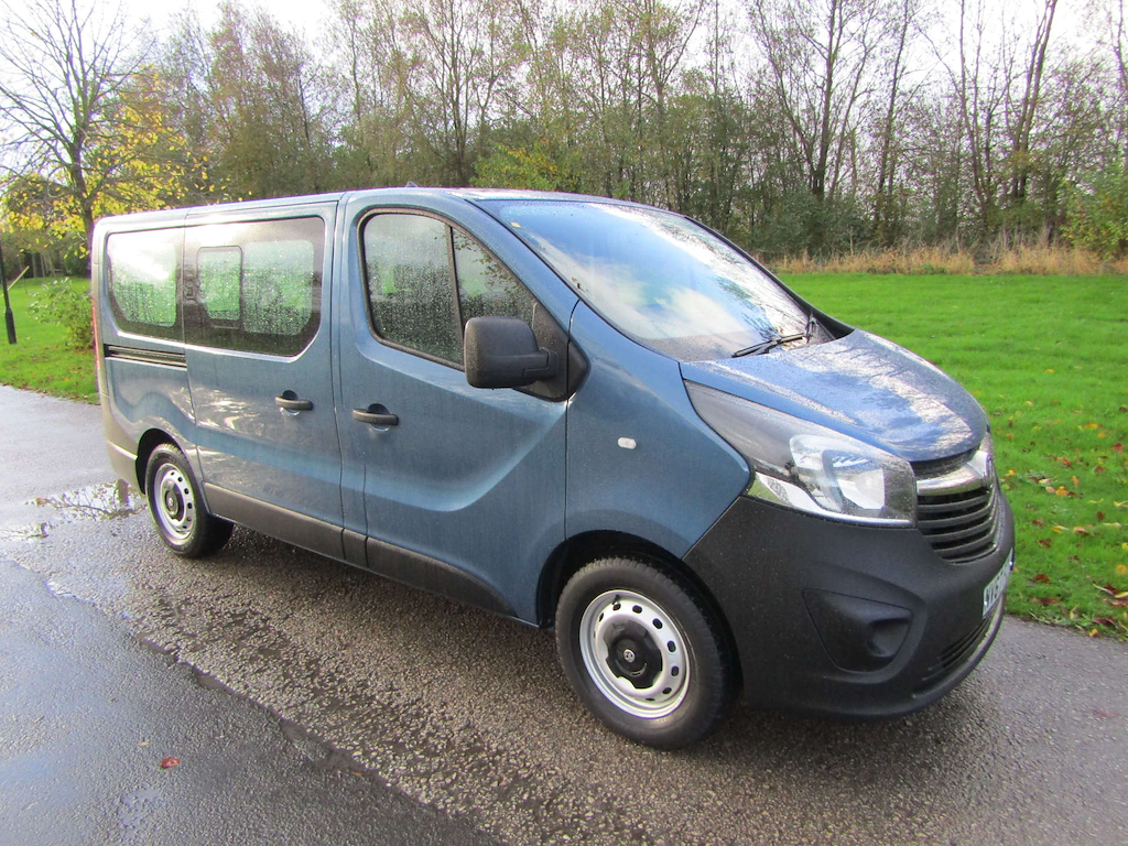 
								Vauxhall Vivaro full									