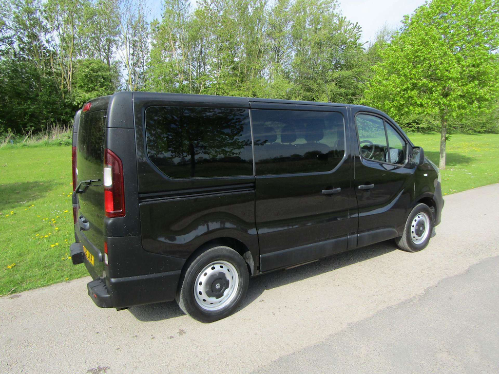 
								Vauxhall Vivaro full									