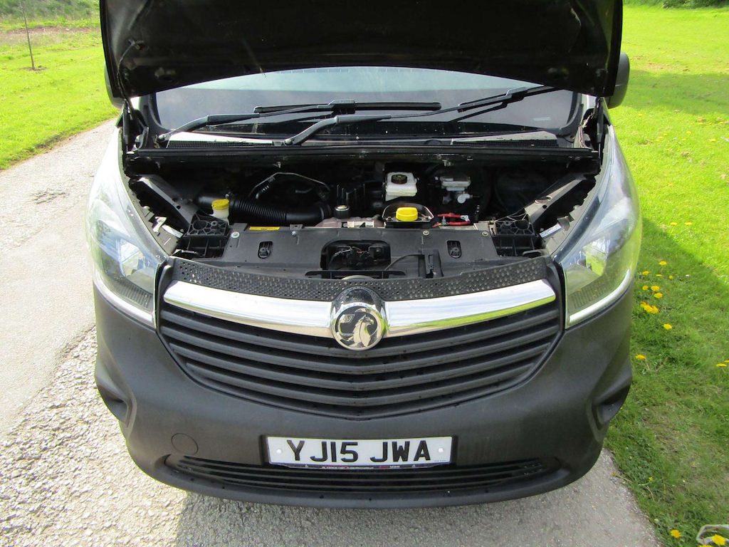 
								Vauxhall Vivaro full									