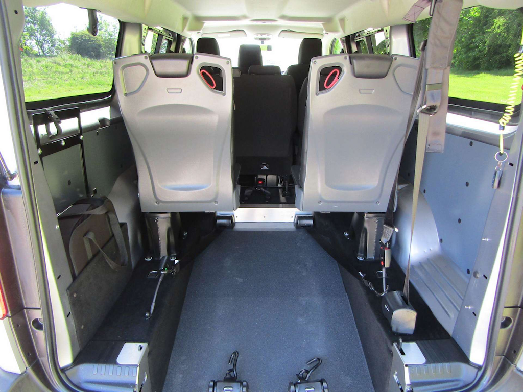 
								Vauxhall Vivaro full									