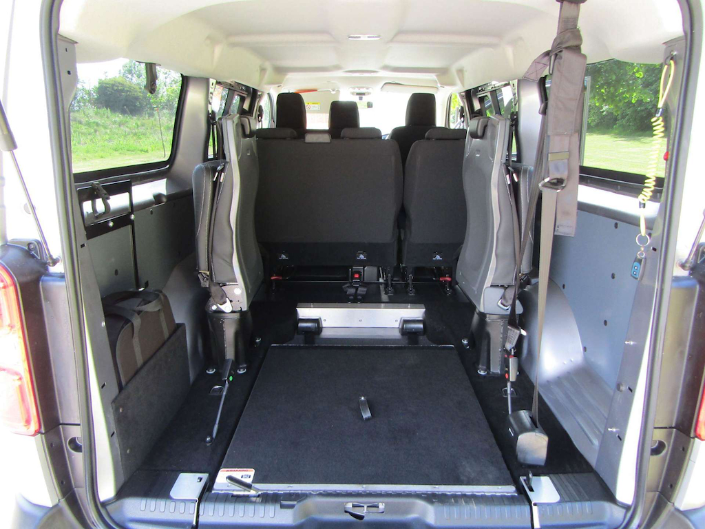 
								Vauxhall Vivaro full									