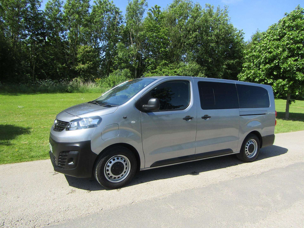 
								Vauxhall Vivaro full									