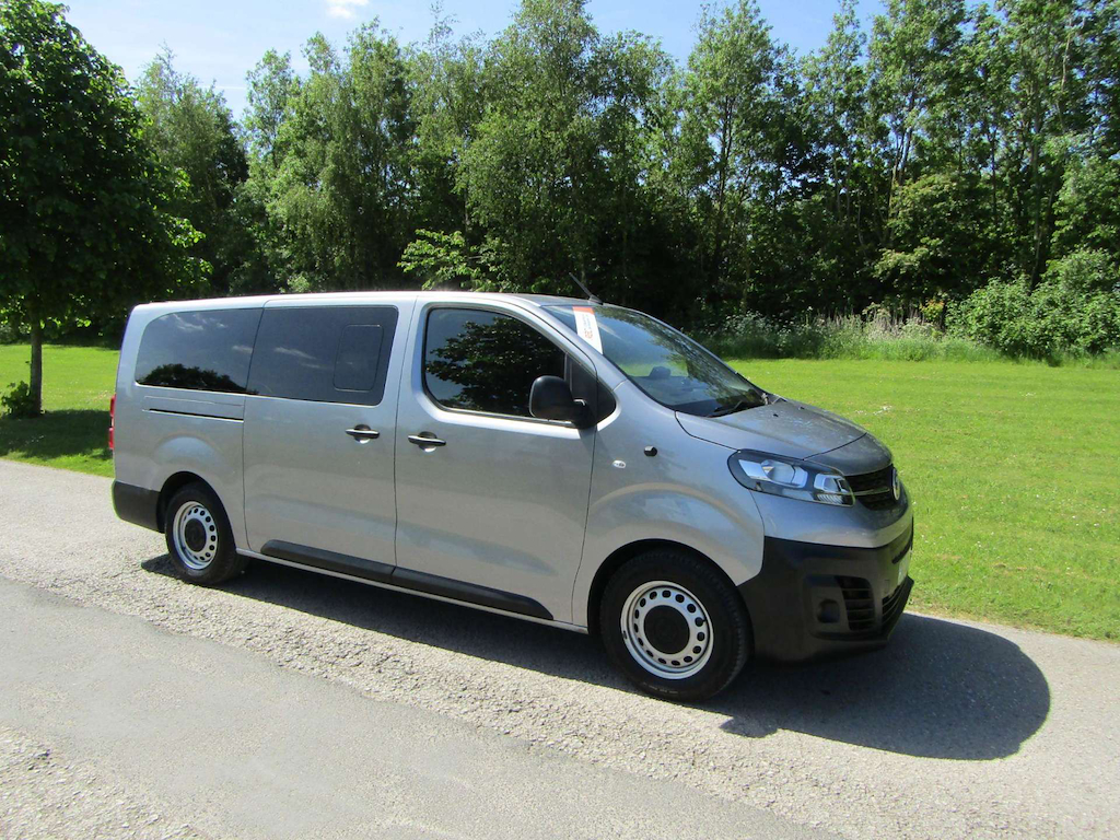 
								Vauxhall Vivaro full									